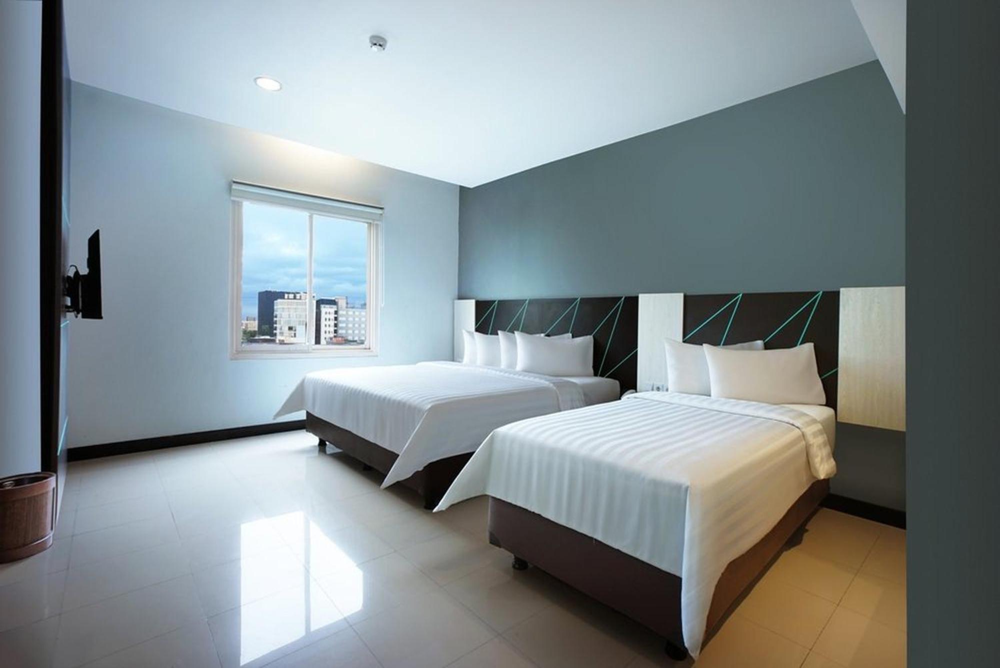 Regantris Malioboro Hotel Yogyakarta Kültér fotó