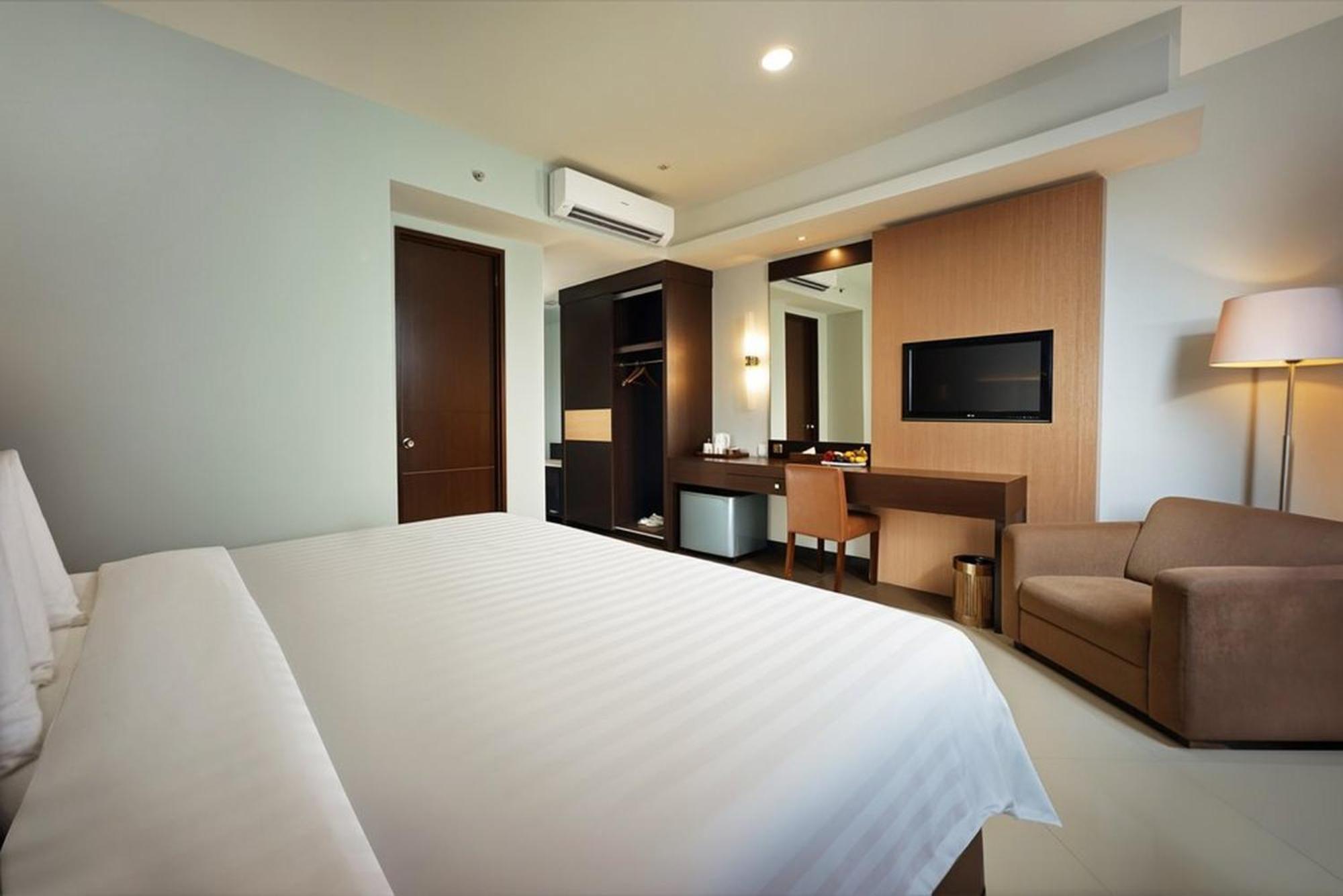 Regantris Malioboro Hotel Yogyakarta Kültér fotó