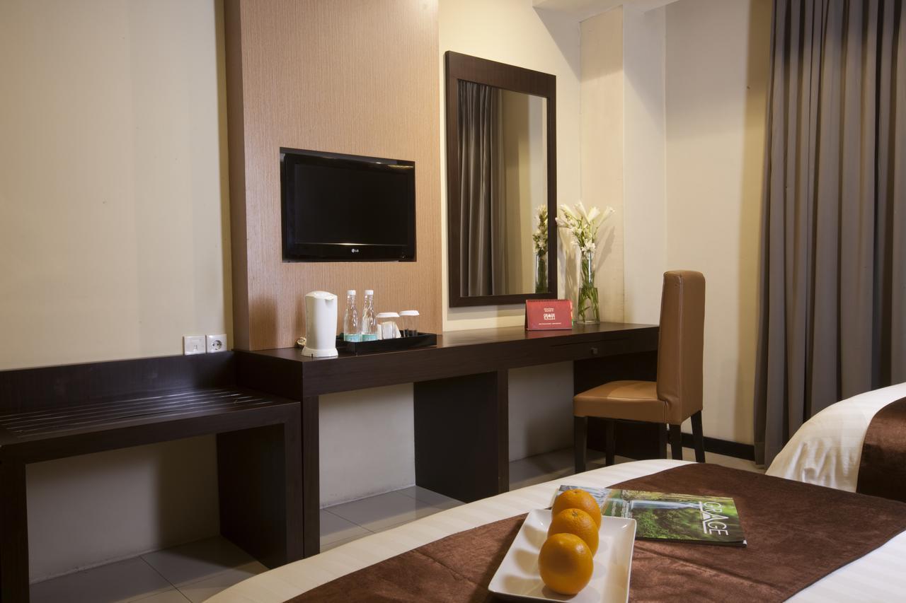 Regantris Malioboro Hotel Yogyakarta Kültér fotó